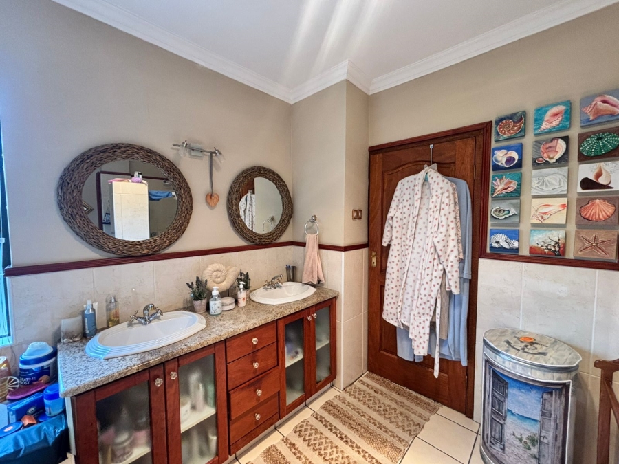 3 Bedroom Property for Sale in Vaal de Grace Golf Estate Free State